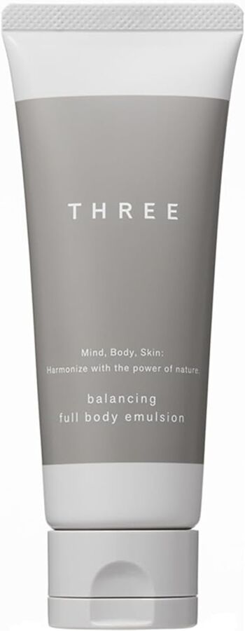 Балансирующая смягчающая и разглаживающая эмульсия для тела THREE Balancing Full Body Emulsion