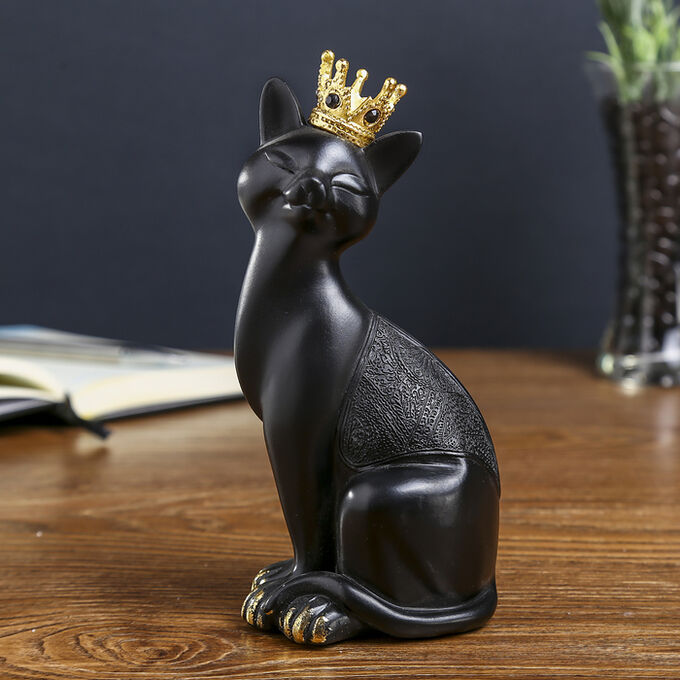 Сувенир полистоун &quot;Чёрная кошка в золотой короне&quot; 19,5х8,5х7,5 см