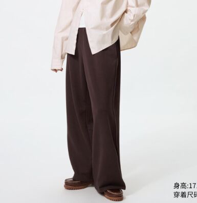 UNIQLO Женские спортивные брюки свободного кроя 479620 коричневый