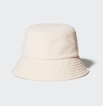 UNIQLO Женская вельветовая шапка  480334 молочный