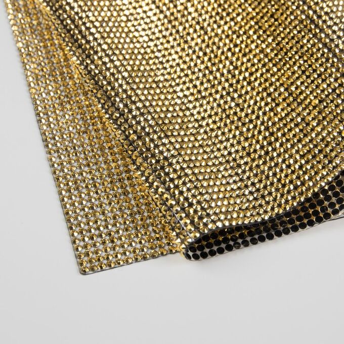 Арт Узор Стразы термоклеевые на листе, d = 3 мм, 40 x 24 см, цвет золотой