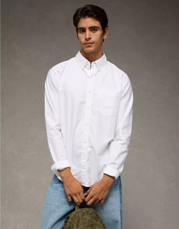 American Eagle AE Everyday Slim Fit Oxford Button-Up Shirt