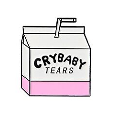 Брошь-значок «Cry baby tears»