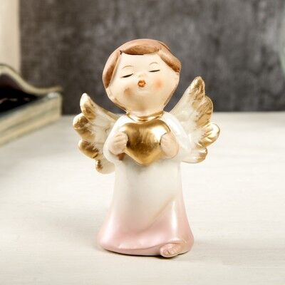 Сувенир керамика &quot;Ангел-малыш в перламутро-розовом платье с сердцем&quot; 8,4х4,4х5,8 см