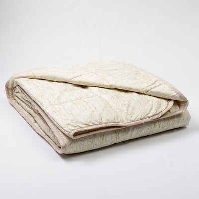 Одеяло верблюжья шерсть 140х205 см, 150 г/м2 глоссатин