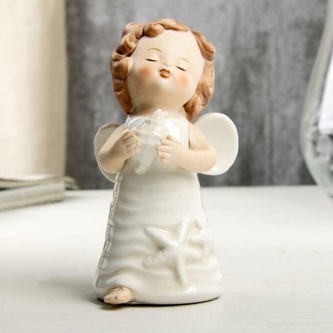 Сувенир керамика &quot;Ангел-малыш в платье со звездами, с ракушкой в руке&quot; 10,5х5,9х6,3 см