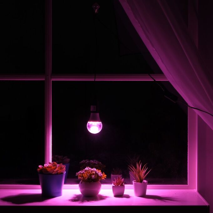 Светильник для растений 15 Вт, 12 мкмоль/с, провод 1,7 метра с выключателем, липучка на окно   47890