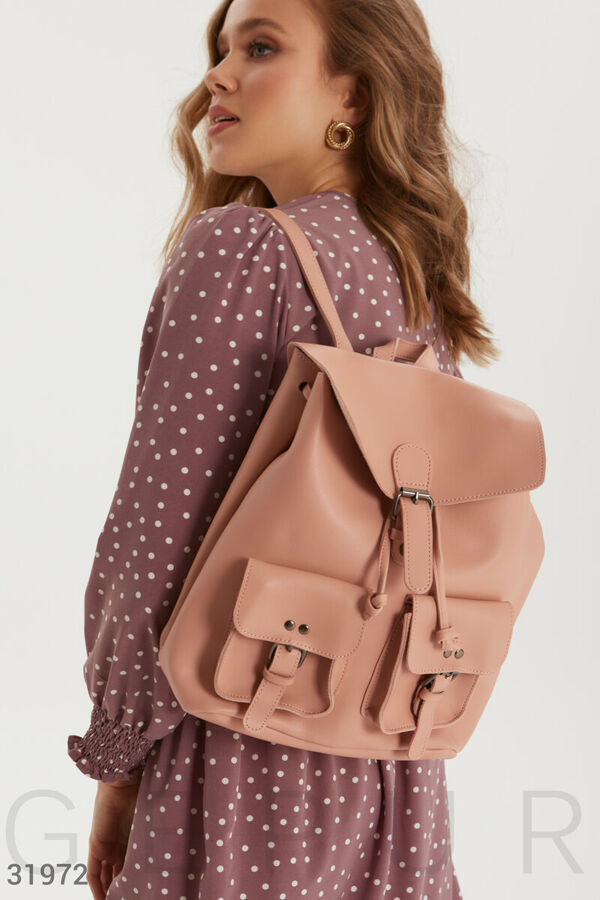 Рюкзак нежно-розового оттенка