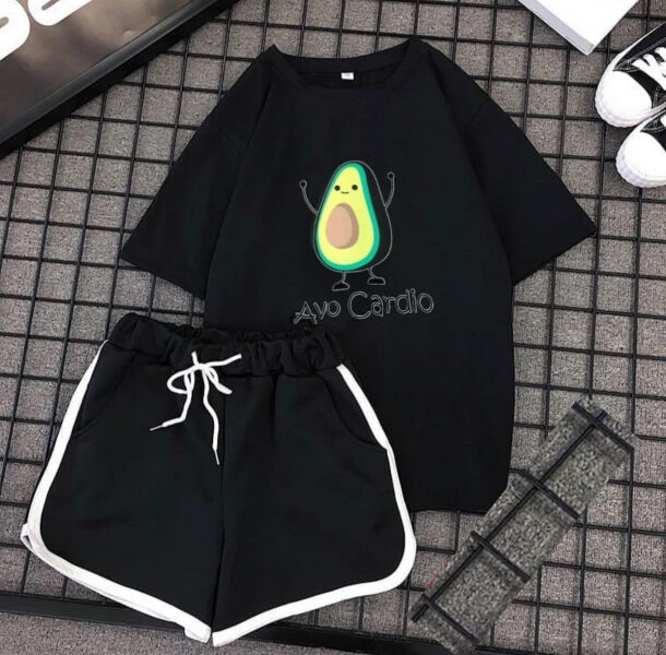 Костюм черная футболка AVO CARDIO и шорты NU SV