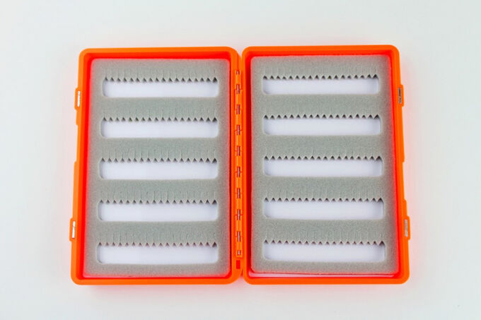 Коробка для мух, блёсен, мормышек на магнитах Osprey Magnet Box (14x10x3см, 2 отделения)
