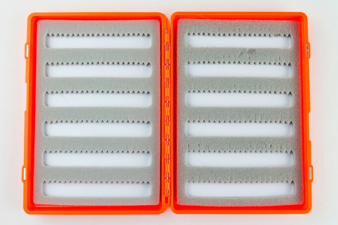 Коробка для мух, блёсен, мормышек на магнитах Osprey Magnet Box (16x11x3см, 2 отделения)