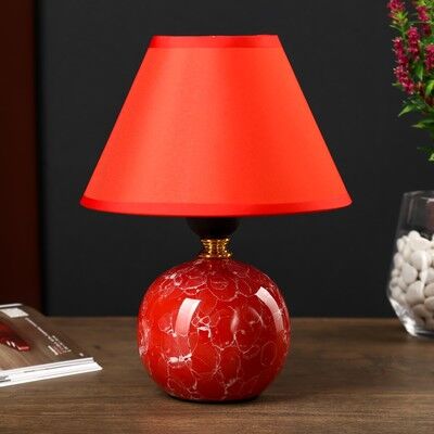 Настольная лампа 1104 1х60W E27 красный 18х25 см