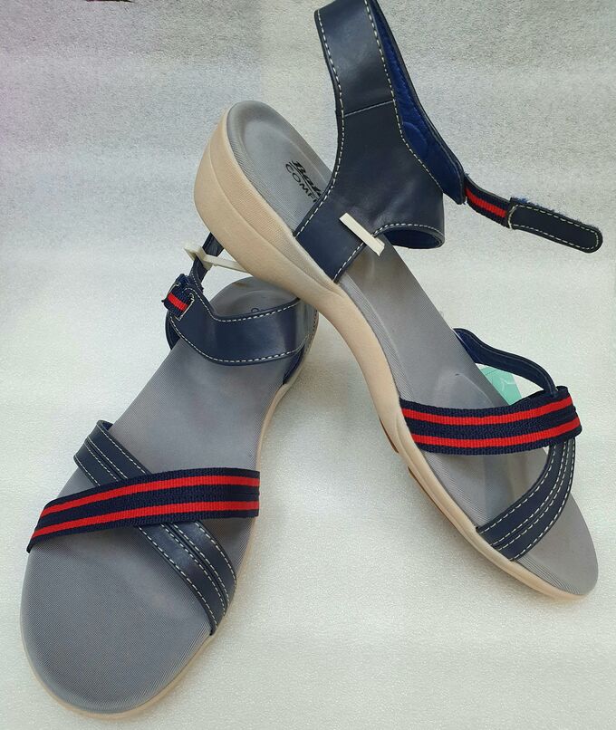 Forio Босоножки Bata comfit ladies sandals.