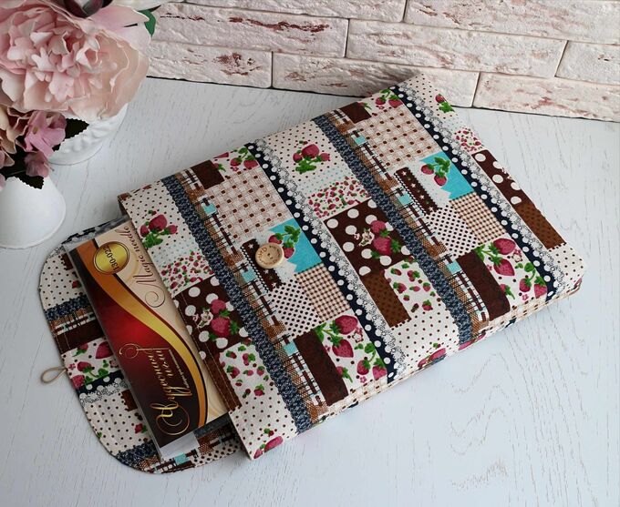 органайзер пэчворк. органайзер из ткани. органайзер для рукоделия. органайзер из ткани. органайзер в стиле пэчворк.