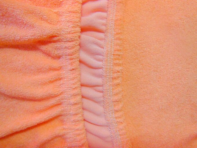 Берёзка Махровая простынь на резинке «персик» 180х200х25