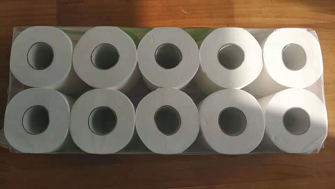 Туалетная бумага с втулкой «Ива» KX-10 (10 штук в упаковке)