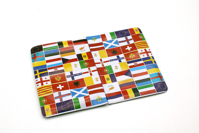 Обложка для паспорта Флаги 13,7*9,6см 532230 пластик
