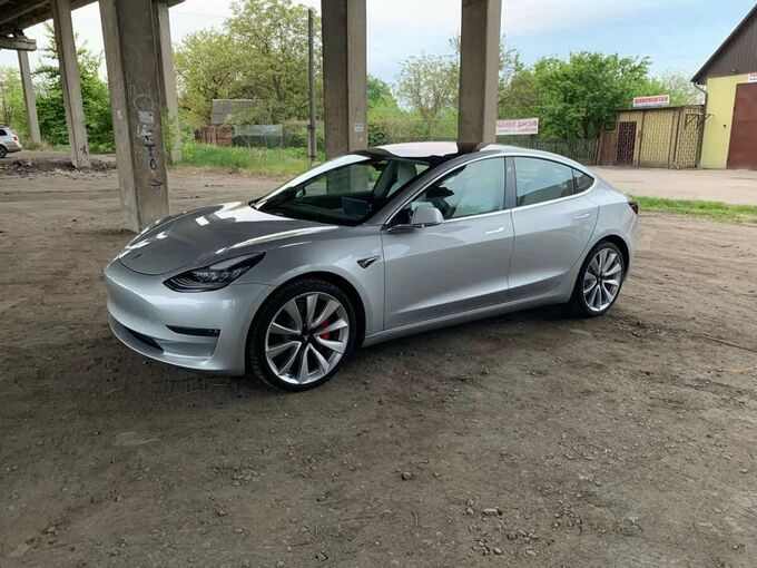 Ковры салонные Tesla Model 3 4WD (1 поколение) (2017 - н.в.) правый руль