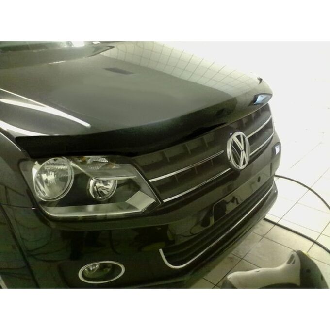 Дефлектор капота темный VW AMAROK 2010-2016, NLD.SVOAMA1012