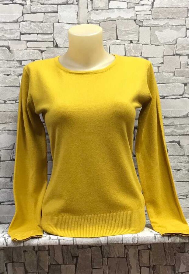 Кофта женская состав: 54% cashmere 32% wool 11% Cotton 3% Elastane