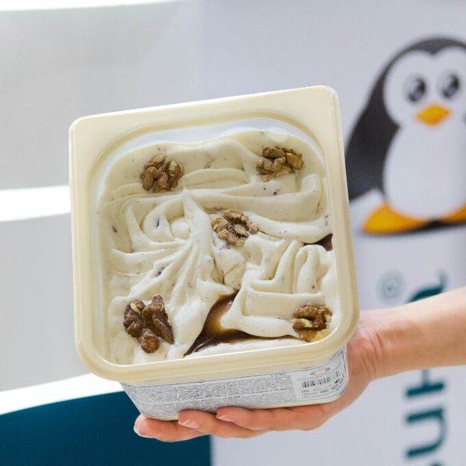Кленовый сироп с грецким орехом 1,3кг мороженое 33 пингвина