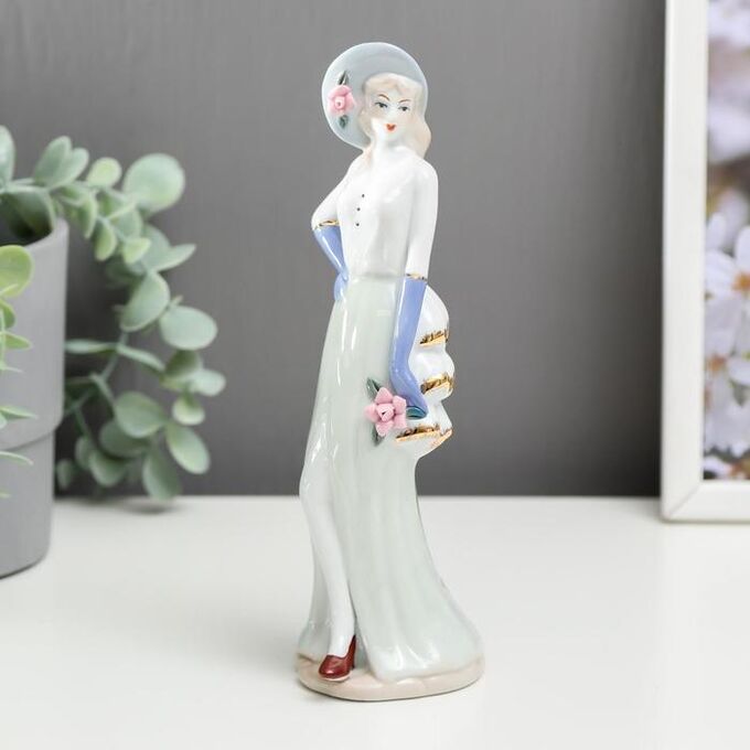 СИМА-ЛЕНД Сувенир керамика под фарфор девушка модель 21,5*6,5*6 см