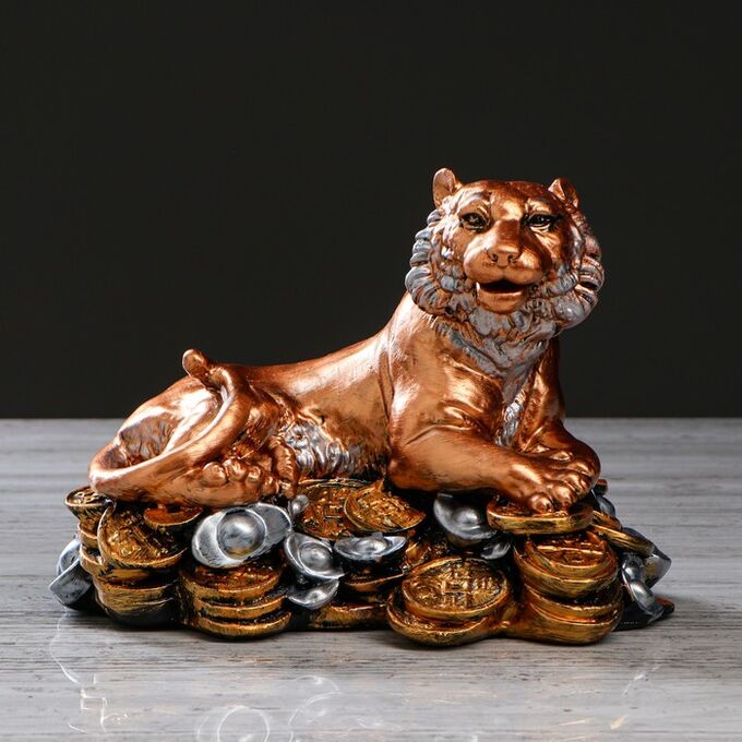 Статуэтка &quot;Тигр на монетах&quot; бронзовый цвет