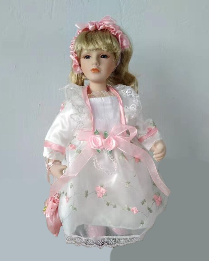 Кукла коллекционная сувенирная YF-12629 (1/12)