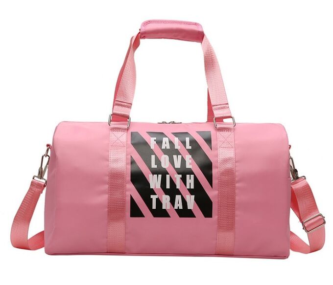 Спортивная сумка, с принтом, надпись &quot;Fall love with trav&quot;,  цвет розовый