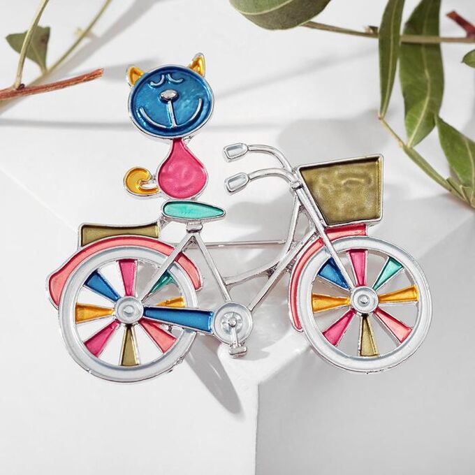 Брошь мультяшная &quot;Кот&quot; на велосипеде, цветная в серебре
