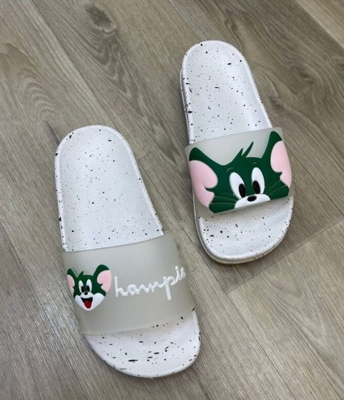 Шлепанцы