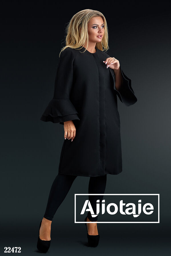 Ajiotaje Кашемировое пальто черного цвета с воланами