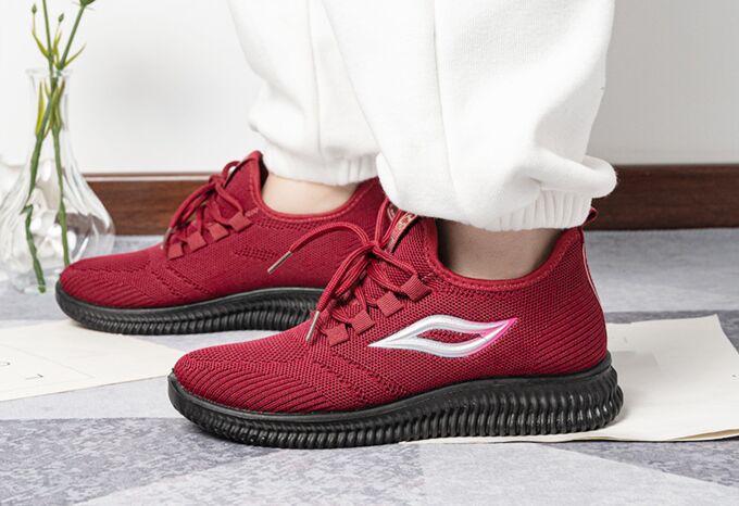 Текстильные женские кроссовки, принт &quot;Ромбик&quot;, цвет красный