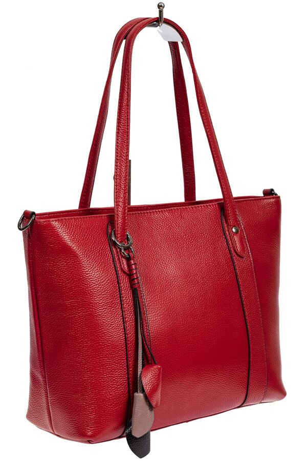 Кожаная женская сумка тоут с разноцветными подвесками, красная