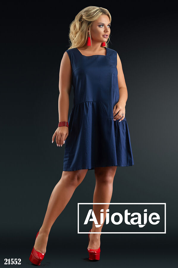 Ajiotaje Темно-синее платье распашонка с вырезом &quot;Каре&quot;