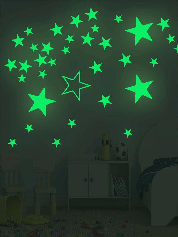 Светящаяся наклейка на стену с рисунком звезды