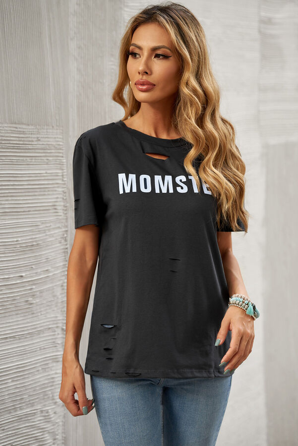 Серая футболка с дырками и принтом губы с надписью: MOMSTER