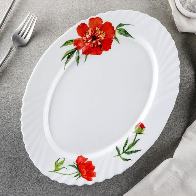 Блюдо овальное Доляна «Бархатная роза», 30x22 см, цвет белый