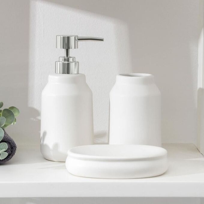 Набор аксессуаров для ванной комнаты Доляна «Глянец», 3 предмета (мыльница, дозатор для мыла, стакан), цвет белый