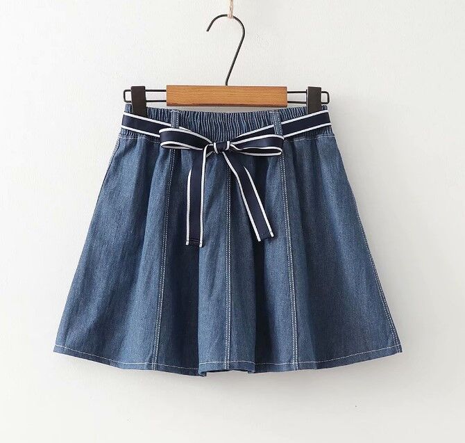 Женская джинсовая юбка-солнце , на резинке, с синей лентой, цвет синий