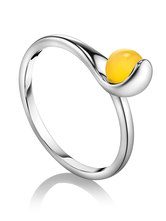 amberholl Нежное лёгкое кольцо из серебра с медовым янтарём «Лея»