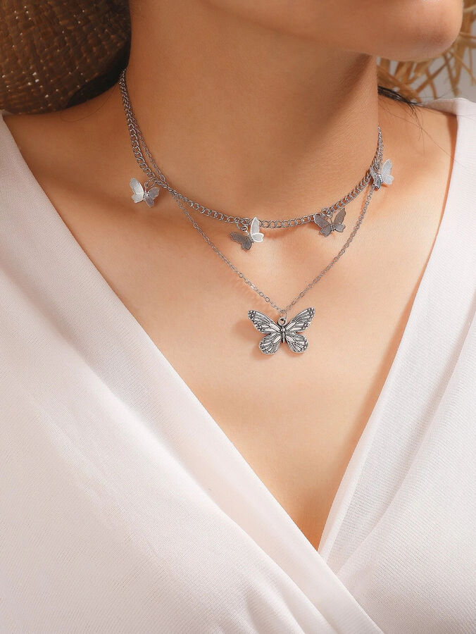 Двухслойное ожерелье с бабочкой