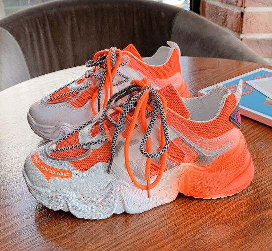 Женские кроссовки, принт &quot;Брызги краски на подошве&quot;, цвет оранжевый/белый