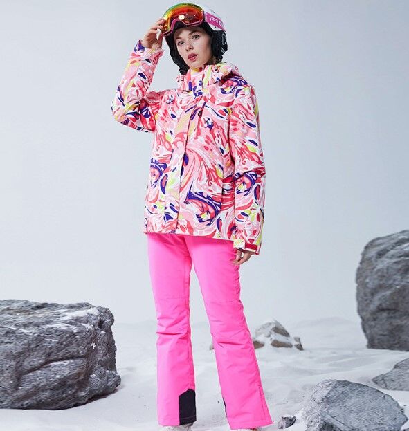 Женский зимний мембранный  костюм (куртка с принтом + брюки, цвет розовый)