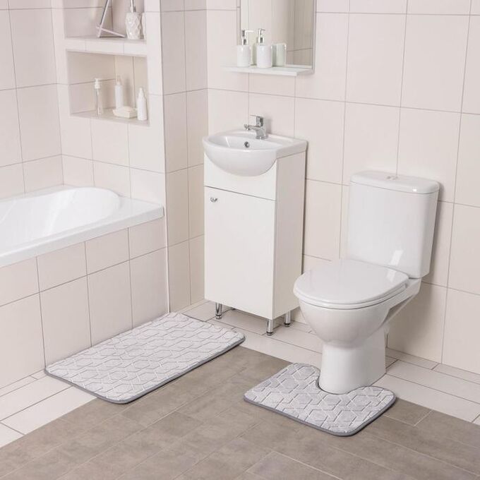 Набор ковриков для ванной и туалета Доляна «Светящиеся фигуры», 2 шт: 50x80, 50x40 см, цвет серый