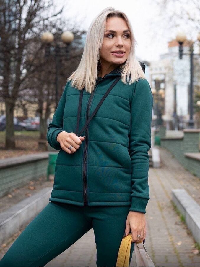 Костюм на флисе женский зеленый
