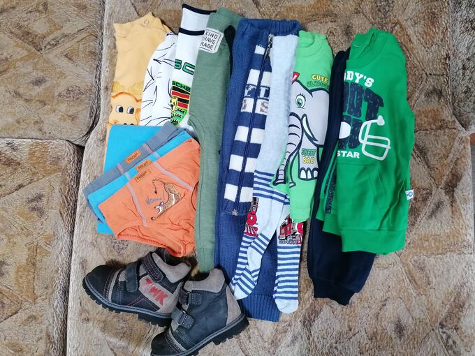 Обувь, одежда на мальчика 2-3 лет во Владивостоке