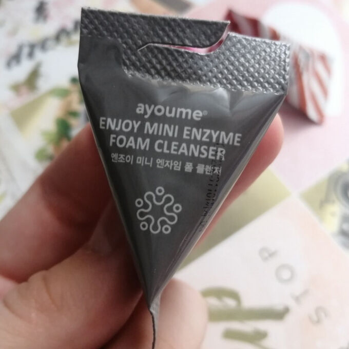 Пенка для умывания ayoume enjoy mini enzyme foam cleanser. Enjoy mini enzyme foam cleanser. Mini пенка для умывания ayoume enjoy mini enzyme foam cleanser. Enjoy mini enzyme foam. Ayoume enjoy mini пенка для умывания энзимная.