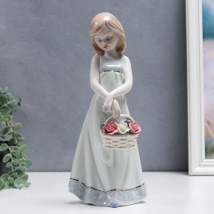 СИМА-ЛЕНД Сувенир керамика &quot;Девочка в светлом сарафане с корзинкой роз&quot; 30 см
