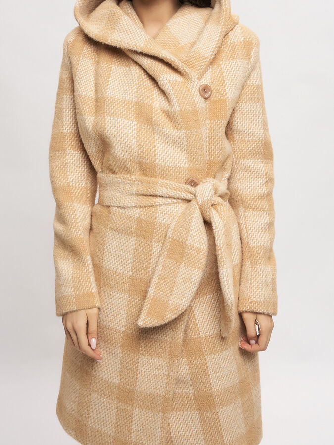 Пальто зимнее женское бежевого цвета 4017B